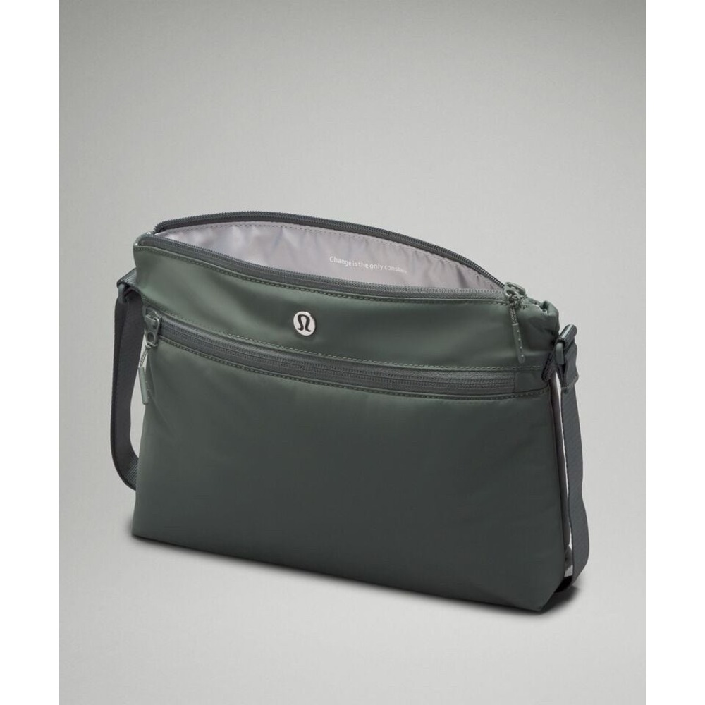 NEW Lululemon New Parent Sling Crossbody Bag Everyday Purse Dark Green